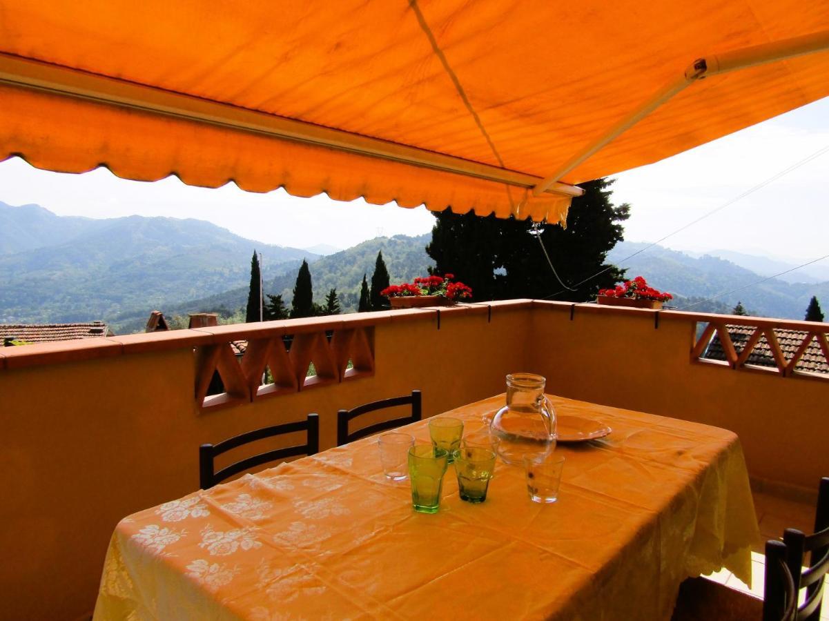 Casina Di Desiree E Aurora Villa Corsanico-Bargecchia Buitenkant foto